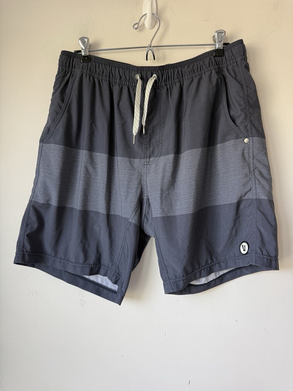 Vuori Kore Lined Shorts Men's XL Gray Charcoal Athletic Running Workout